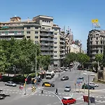Lumine Sagrada Familia Apartments
